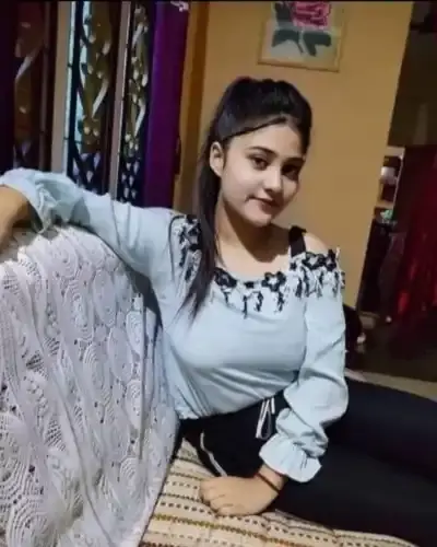 Call Girls Service in Jabera